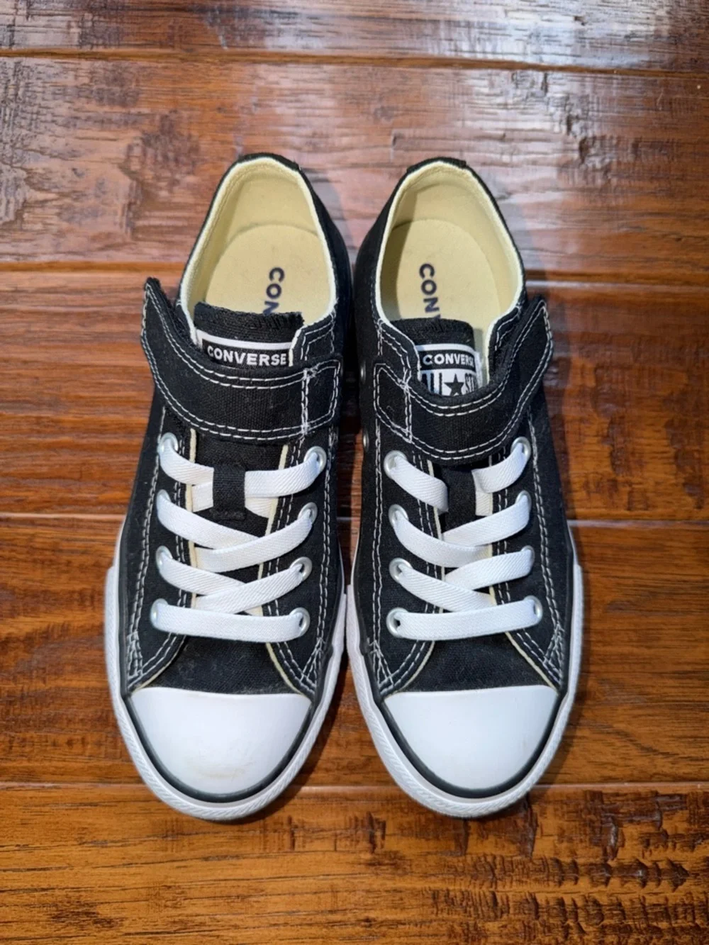 Converse Chuck Taylor All Star Easy-On, Size 1 youth